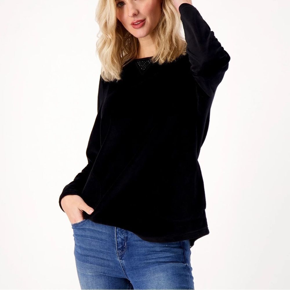 Quacker Factory Sparkle and Shine Top NWT - image 1